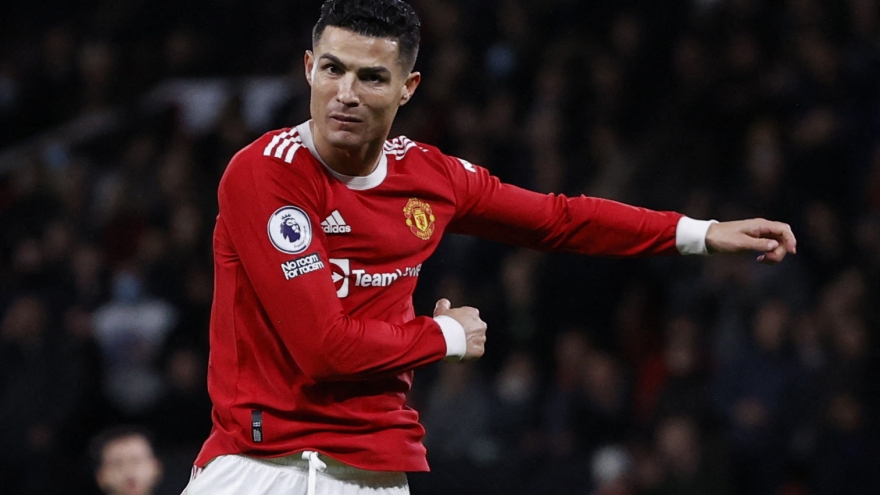 Kết quả Ngoại hạng Anh 31/12: Ronaldo giúp MU hạ đẹp Burnley
